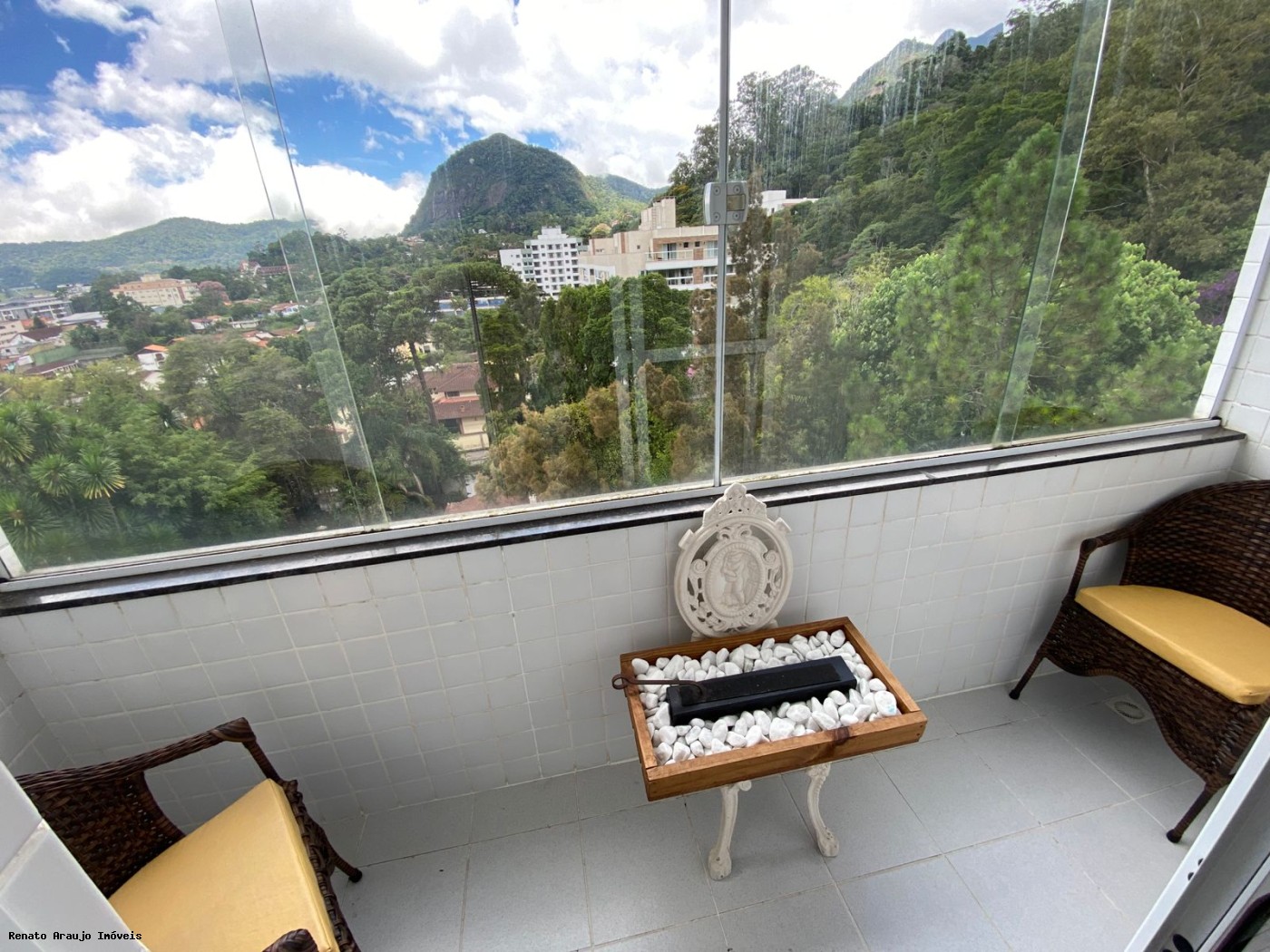 Apartamento à venda em Alto, Teresópolis - RJ - Foto 1